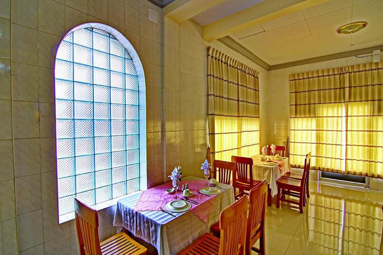 Hotel Smile Pyin Oo Lwin Exterior photo