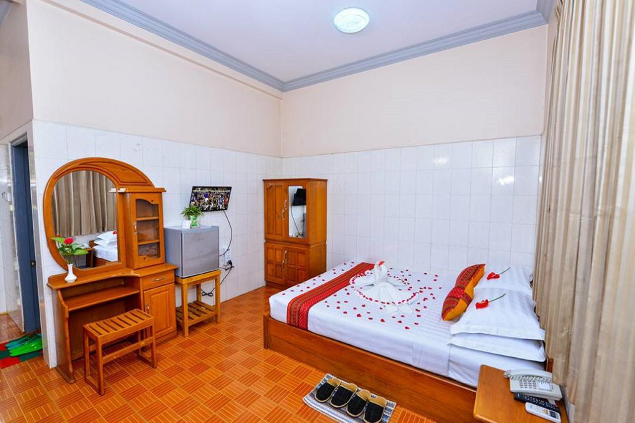 Hotel Smile Pyin Oo Lwin Exterior photo